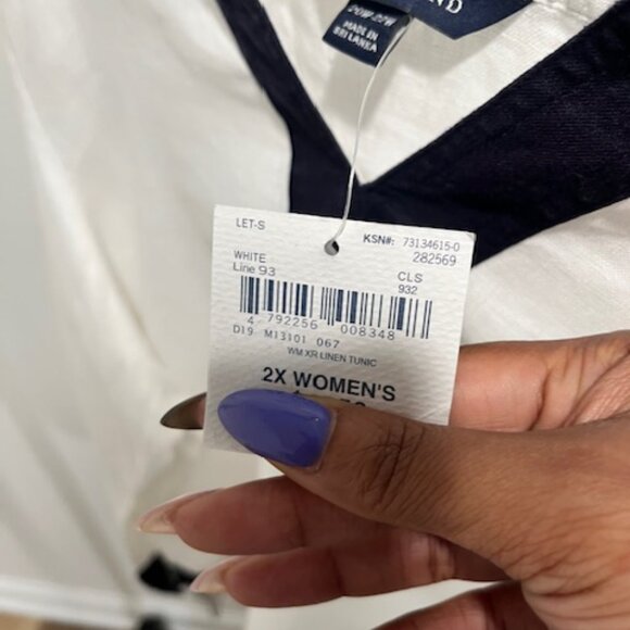 Navy Accent Linen Tunic - Picture 3 of 7